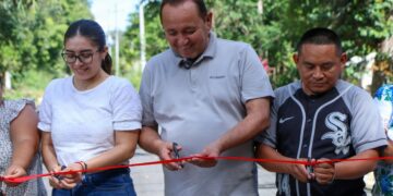 Nivardo Mena Intensifica la Entrega de Obras con Millonaria Inversión en Calles