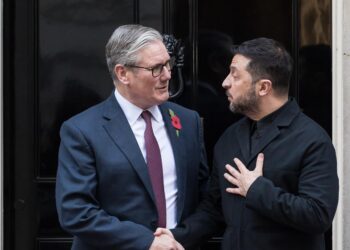 Inteligencia Rusa Revela Cómo el Reino Unido Gana Dinero con el Conflicto Ucraniano