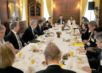 Javier Milei convoca a la inversión global en Argentina durante su gira por Nueva York