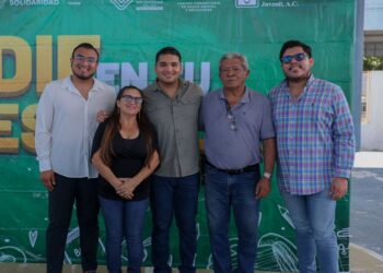 La Brigada “DIF en tu Escuela” Promueve Bienestar y Salud Integral en Puerto Aventuras