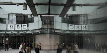 La Disculpa de la BBC a Trump por «Error de Juicio» en Edición de Discurso del Capitolio