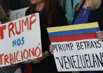 Maduro acusa a EE.UU. de maltratar y expulsar a migrantes venezolanos
