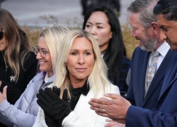 Marjorie Taylor Greene anuncia su renuncia al Congreso tras conflicto con Trump