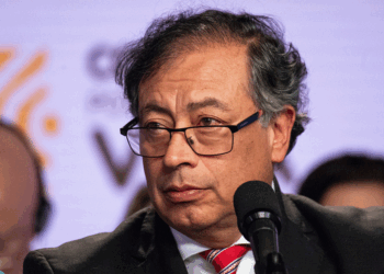 Petro Declara que la Crisis Climática es el Verdadero Enemigo, No Rusia