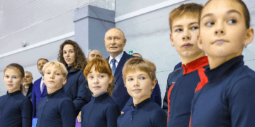 Putin da Consejo a Niños Patinadores sobre el Éxito