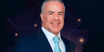 Escándalo: dueño de Miss Universo habría pagado millones para obtener información de la FGR