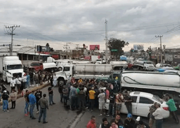 Regresan a la Normalidad Vial Tras Nueve Horas de Bloqueos de Transportistas en Edomex