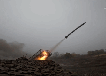 Salva de Misiles Rusos arrasa posición ucraniana en Krasnoarmeisk