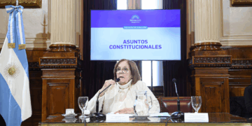 Sorpresa en el Senado Kirchnerismo apoya con disidencia la reforma de la ley de DNU