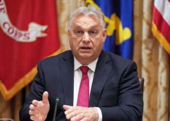 Ucrania y Hungría se acusan mutuamente de corrupción tras negativa de financiamiento a Kiev