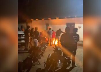 Video muestra el brutal ataque en Chiapas a joven quemado con gasolina en una fiesta