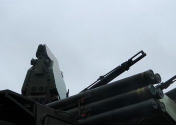 Pántsir-S frustra ataques de drones y refuerza la defensa aérea rusa