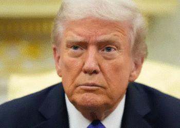 🚨 “Cielos oficialmente cerrados”: Donald J. Trump declara el espacio aéreo de Venezuela como “cerrado en su totalidad” ✈️