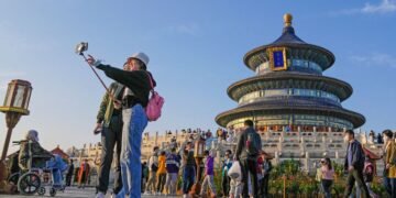 China amplía exención de visas para países de América Latina hasta 2026