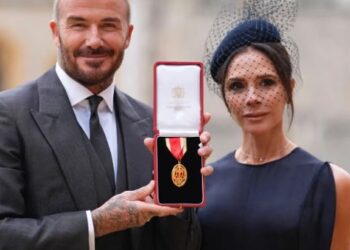 David Beckham es nombrado caballero por el rey Carlos III en una emotiva ceremonia en Windsor