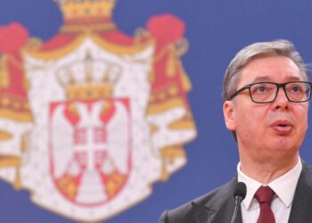 Moscú ironiza sobre Vucic: “Parece que Serbia tiene dos presidentes”