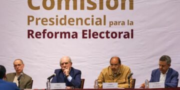 Gobierno propone eliminar plurinominales y recortar costos con nueva reforma electoral