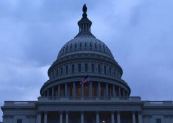 Trump presiona al Senado de EE. UU. por opción nuclear ante cierre del gobierno