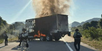 Escuinapa bajo fuego: Reportan jornada de violencia desbordada este domingo