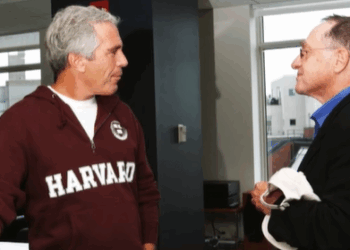 Polémica por la desaparición de una fotografía de Trump en los archivos del caso Epstein