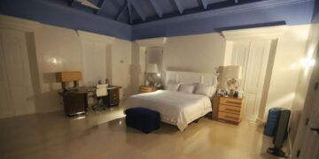 VIDEO «Publican fotos y videos inéditos de la isla de Epstein»