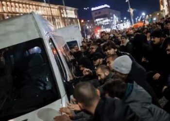 VIDEO Protesta en Bulgaria: Violencia en Sofía por rechazo al presupuesto 2026