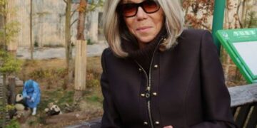 VIDEO «Brigitte Macron desata escándalo tras insulto viral a feministas»