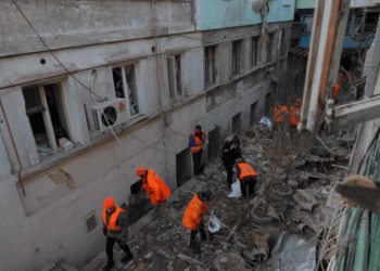 Tragedia en el puerto de Odesa tras un violento ataque ruso con misiles