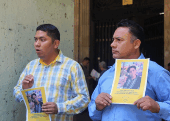 Acusan a la Fiscalía de Oaxaca de frenar la búsqueda de joven desaparecido