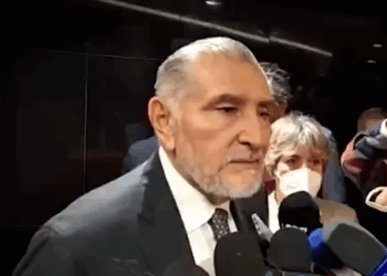 Adán Augusto Desmiente Acusación de Lilly Téllez: "No Acostumbro Mandar Mensajes"