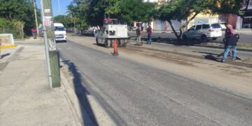 Atención conductores: reportan cierre vial en la Avenida Kabah por obras