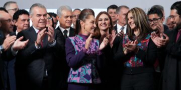 Aumento al Salario Mínimo 2026 México confirma incremento del 13%