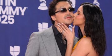 «Casa de Nodal y Ángela Aguilar acapara miradas en medio de rumores»