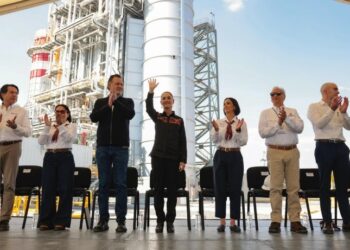 «Capacidad eléctrica crecerá 29 mil megavatios durante el sexenio con inversión histórica»