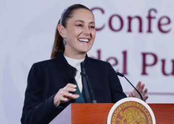 «Giras nacionales de Sheinbaum: más de 104 mil kilómetros recorridos en México durante 2025»