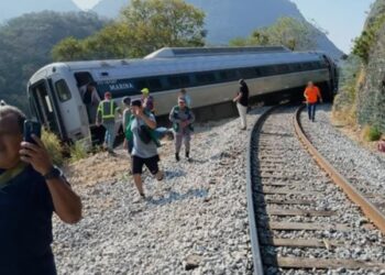 «Descarrilamiento del Tren Transístmico deja 13 muertos y decenas de heridos en Oaxaca»