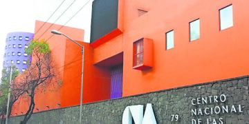 Denuncia de Exdirector: El Nuevo Archivo General Agrario es un "Elefante Blanco" que se Inunda