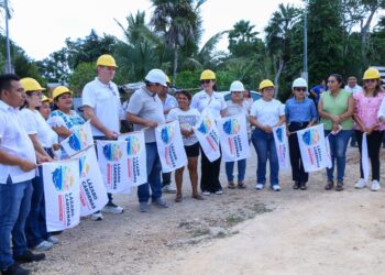 El Ayuntamiento de Lázaro Cárdenas impulsa la vivienda digna con la entrega de nuevos cuartos