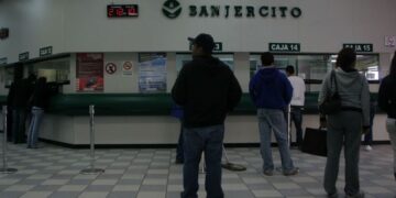 «Créditos Banjército buscan aliviar deudas de miles de militares en México»