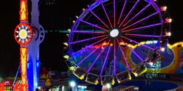 Gran éxito en Cancún: Miles de personas disfrutan de la Feria Navideña en su primer día