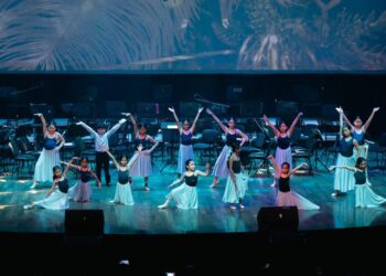 Gran respuesta familiar en la Colecta de Juguetes y concierto navideño en Playa del Carmen