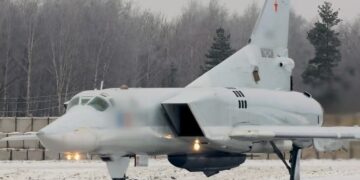 Bombarderos estratégicos rusos vuelan de rutina sobre el mar Negro