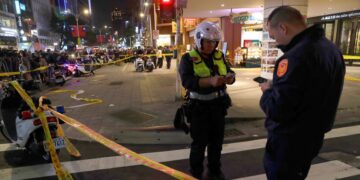 Ataque en Taiwán deja pánico y heridos en estación del metro de Taipéi