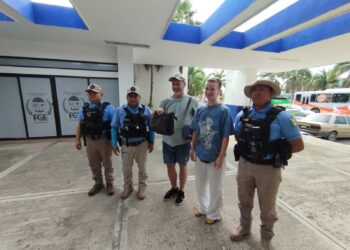 La Policía Turística logra recuperar pertenencias olvidadas por visitantes extranjeros