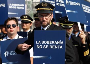 Pilotos Mexicanos Protesta: Exigen Prohibir Contratación de Extranjeros