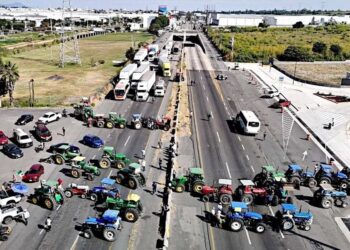 Productores Agrícolas Bloquean Carreteras en Zacatecas Contra la Ley de Aguas