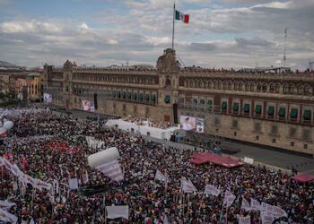🎉 Sheinbaum convoca un gran festejo: 7 años de la 4T en el Zócalo de la CDMX