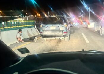 Reportan fuerte accidente frente a la estación del Tren Maya con varios lesionados