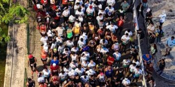 Rosa Cruz y Luis Velázquez Triunfan en Carrera "Cancún Nos Une" y Cierran el Año con Victoria