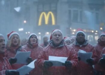 McDonald’s causa polémica con anuncio navideño generado por IA 🎄🤖